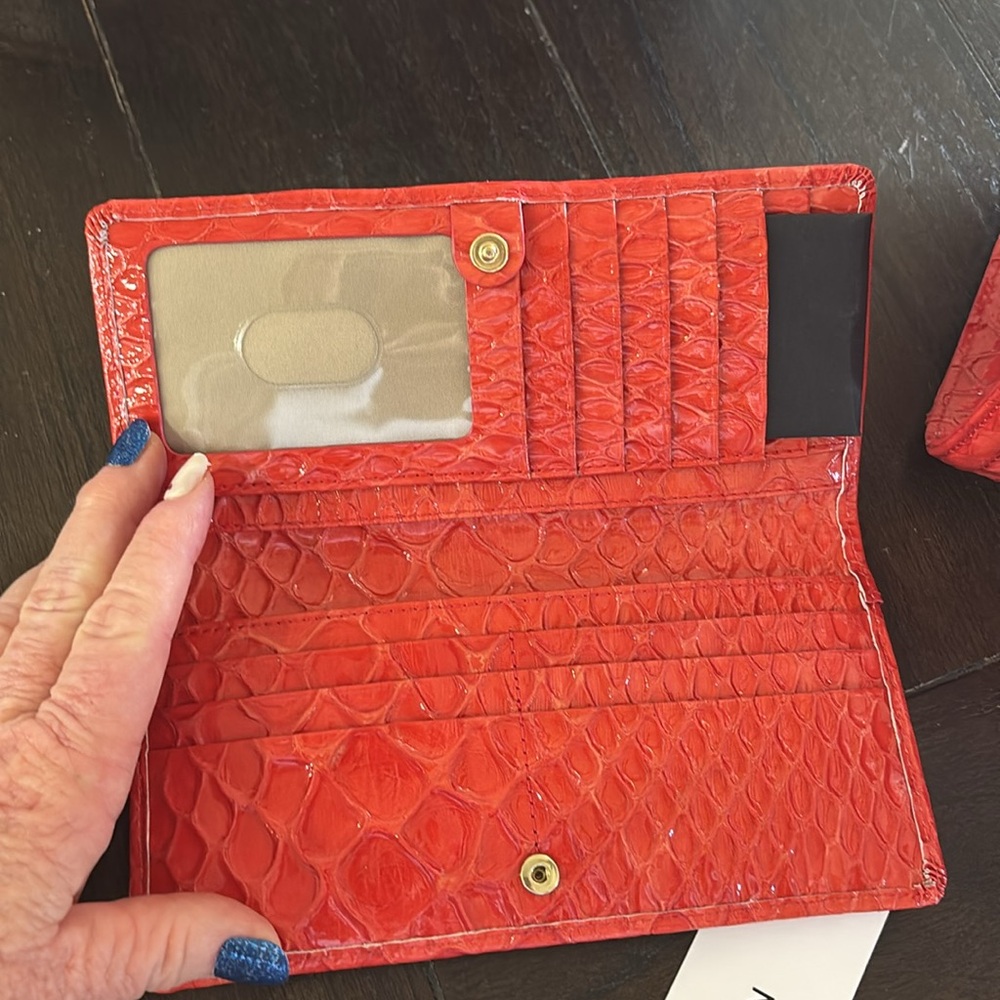 NWT Brahmin Candy Apple All Over Snake Caroline Tote and Wallet SET - Picture 6 of 9